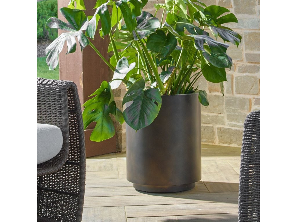 Volcan Outdoor Planters, S/2 - image 2