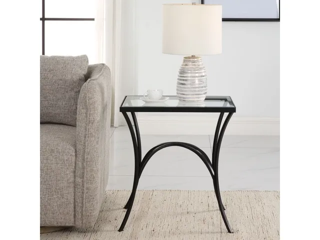 Alayna End Table, Black