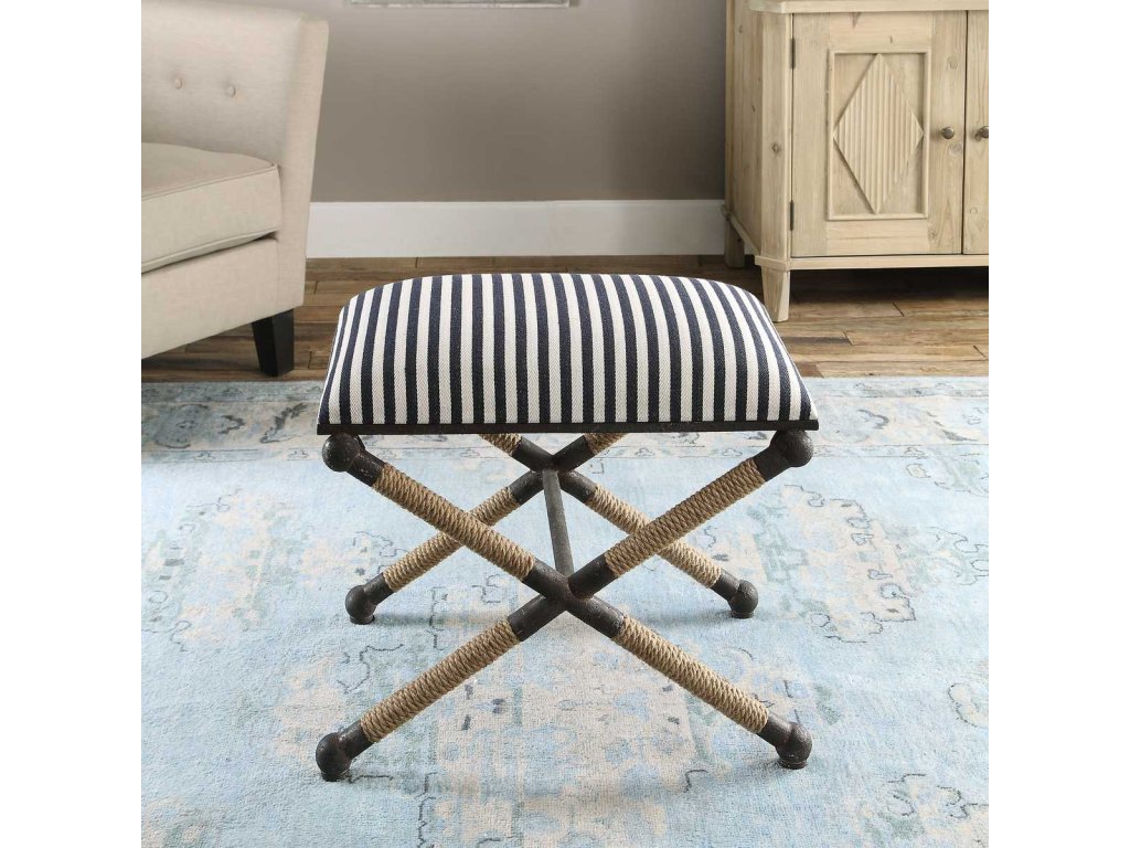 Braddock Small Bench - image 8