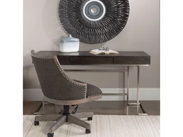 Claude Desk