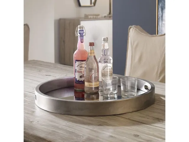 Bechet Tray - Alternative View