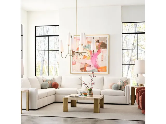 Elle, 8 Lt Chandelier - Alternative View