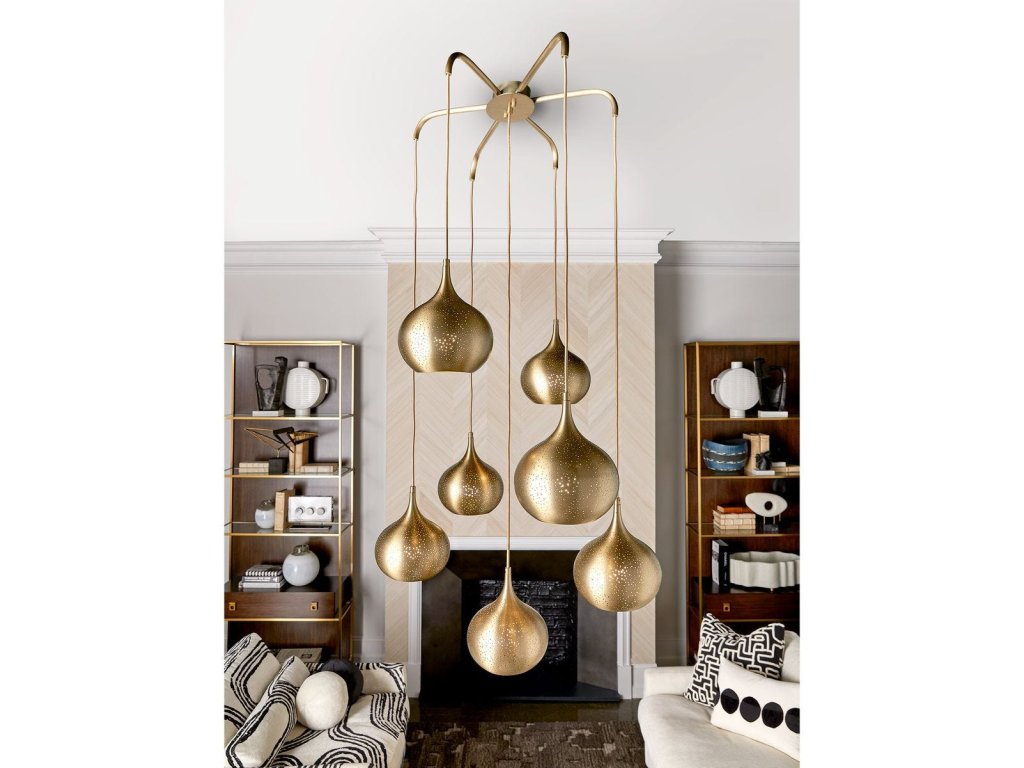 Golden Onion, 7 Lt Chandelier - image 12