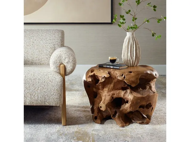 Sola Side Table, Outdoor