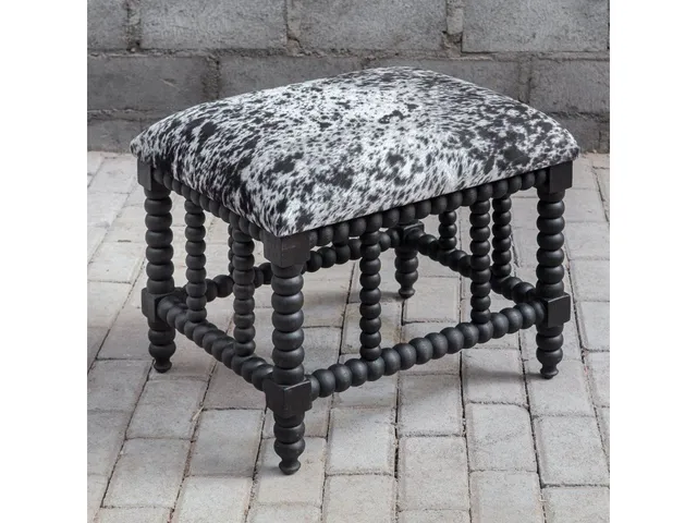 Rancho Small Bench - Alternative View