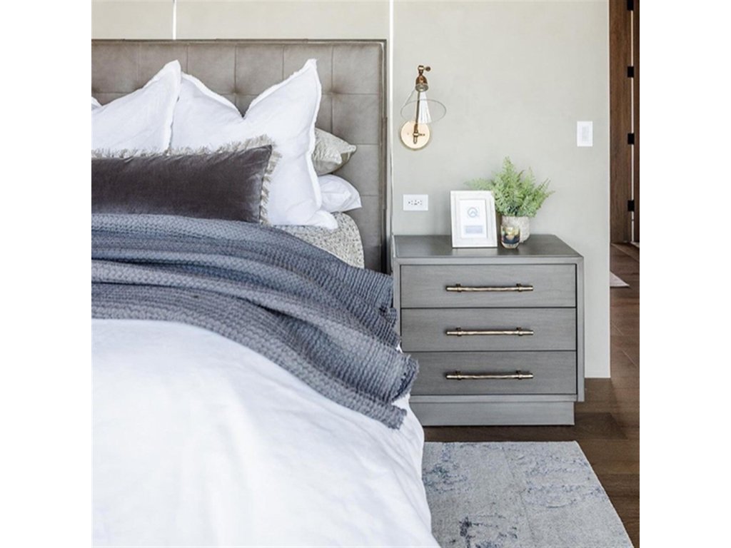 Chatfield King Bed - image 10