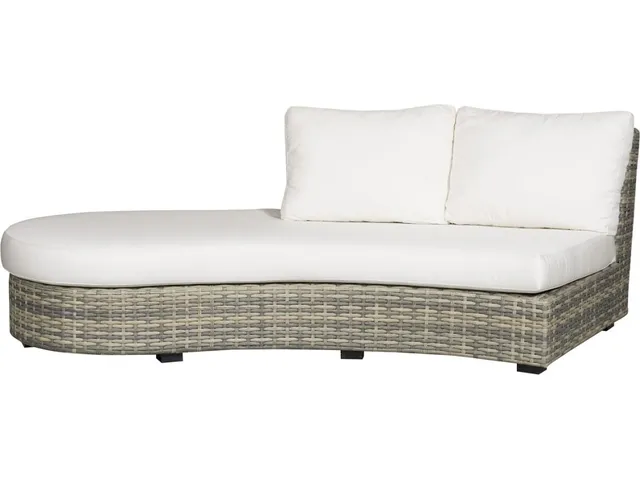 Montclair Outdoor Left Curved Lounge