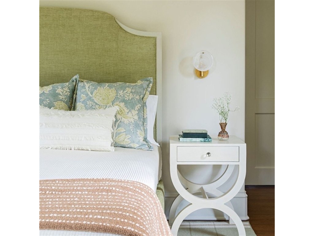 Lillet King Bed - image 9