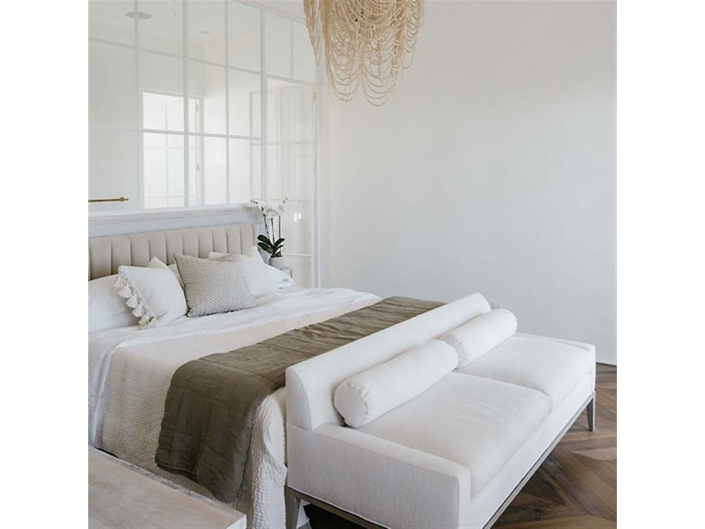 Jacen Footboard Sofa - image 7