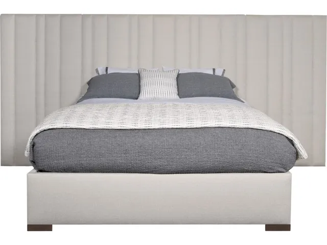Wyeth King Bed