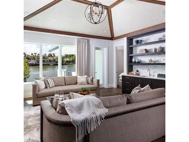 Brandt Sofa - Alternative View