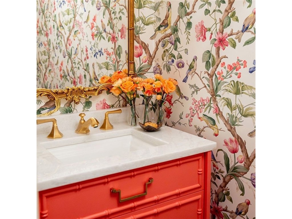 Coco Small Vanity with Plinth Base - image 6