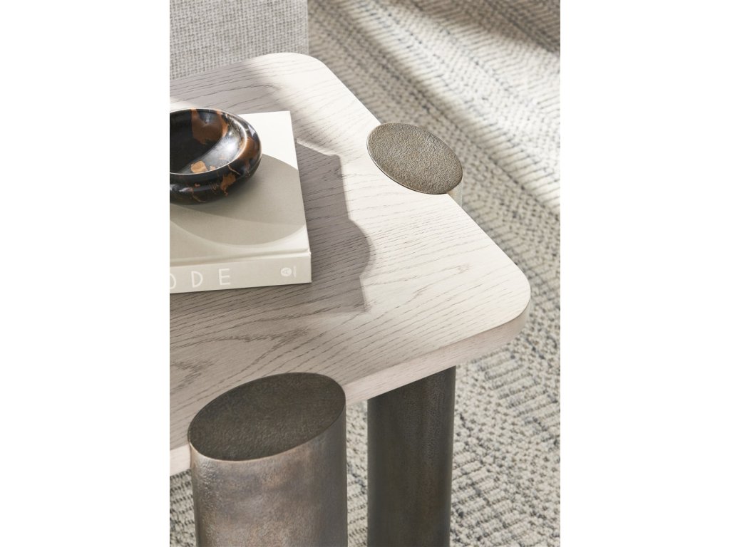 Form End Table - image 3