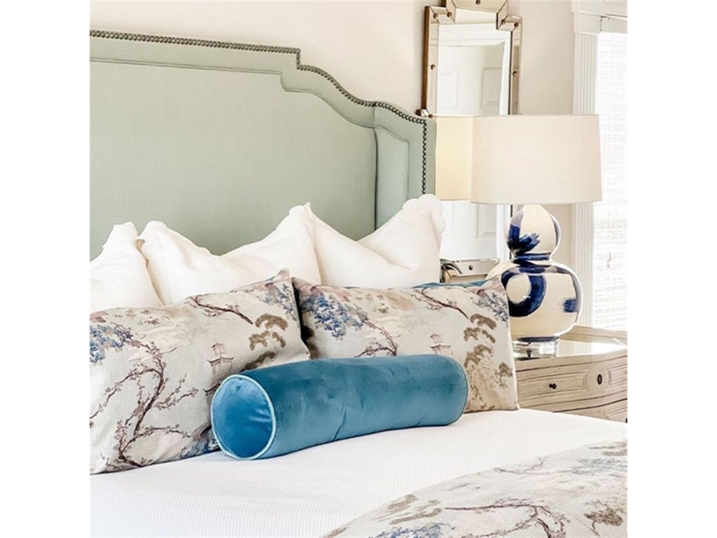 Pennington King Bed - image 4