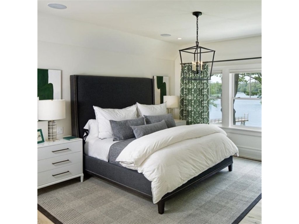 Cleo King Bed - image 2