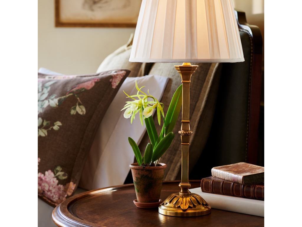 Doris Medium Table Lamp - image 1
