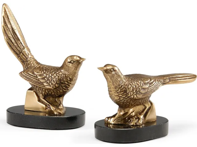 Plinthed Birds (Pr)