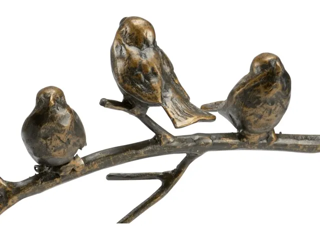 Aveline Sculpture - Alternative View