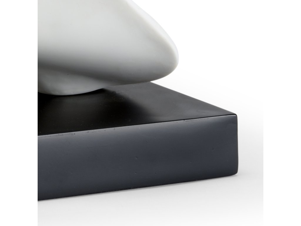 Edna Sculpture - image 1