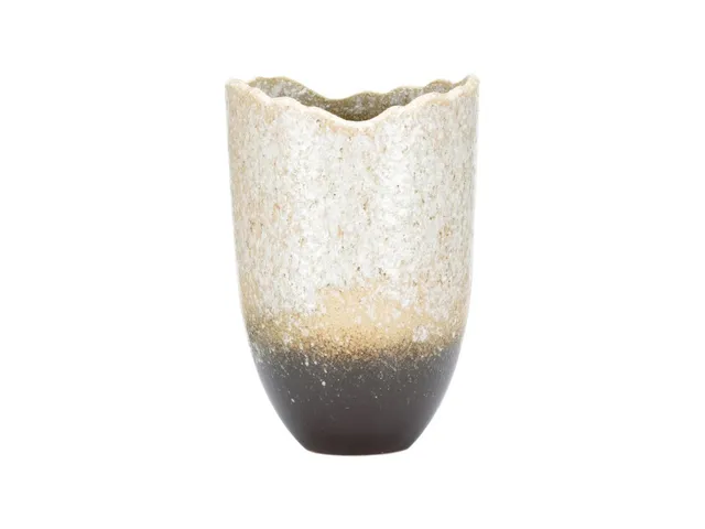 Gizagiza Vase - Alternative View