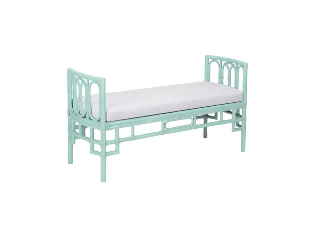 Camilla Bench