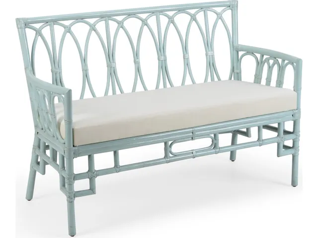 Camilla Settee