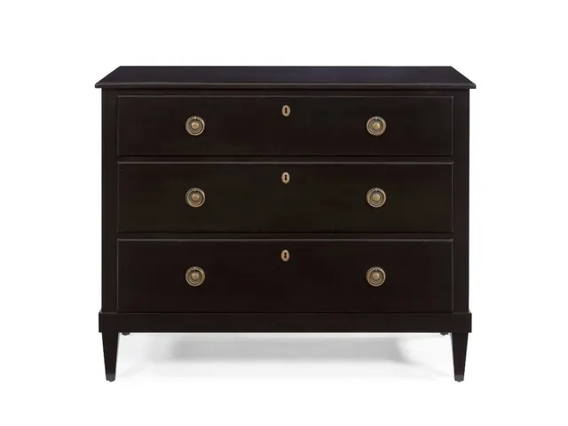 Adams Dresser