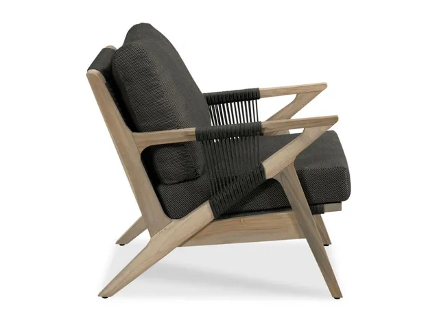 Bellevue Outdoor Lounge Chair