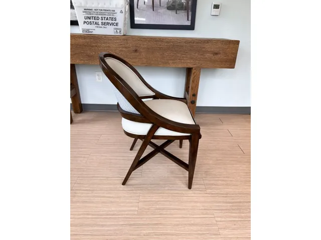 Belmont Chair - Alternative View