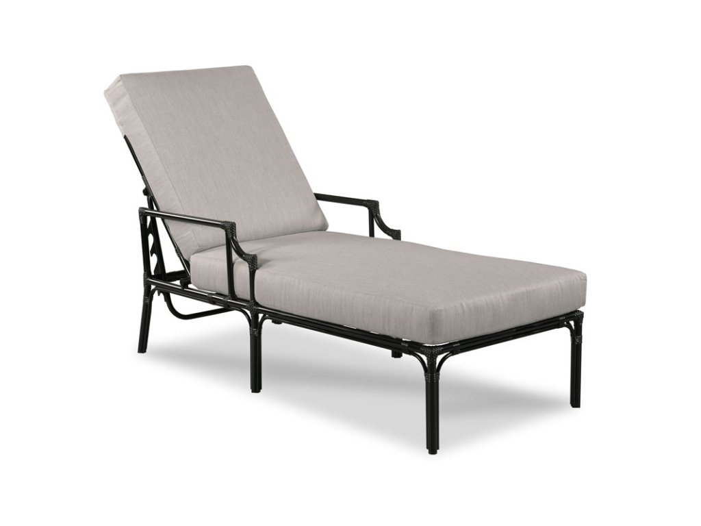 Carlyle Chaise - main image