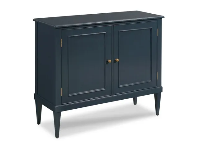 Cerise Cabinet