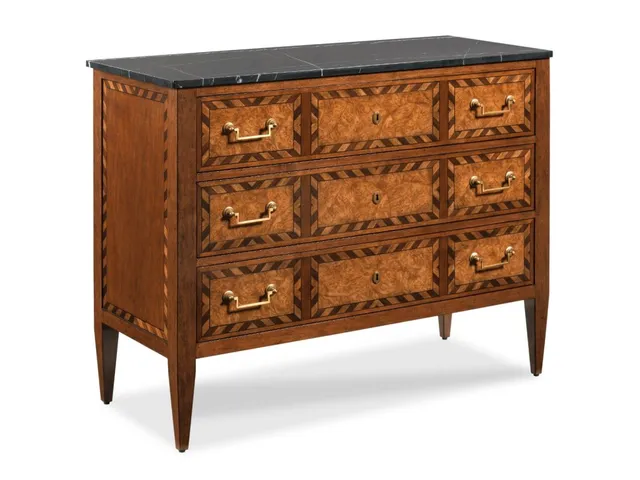 Cotswold Chest