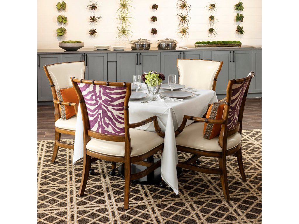 Emily Chair - image 3