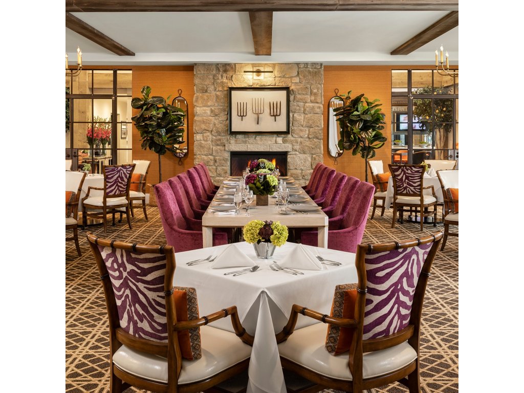Haley Dining Table - image 4