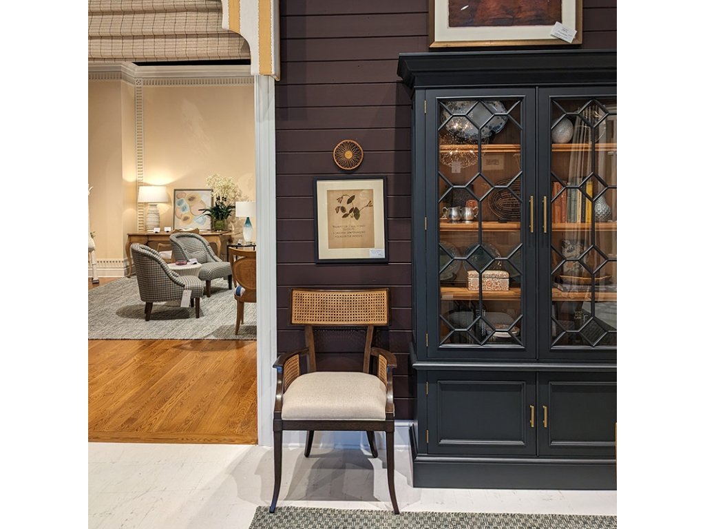 Vashon Display Cabinet - image 1