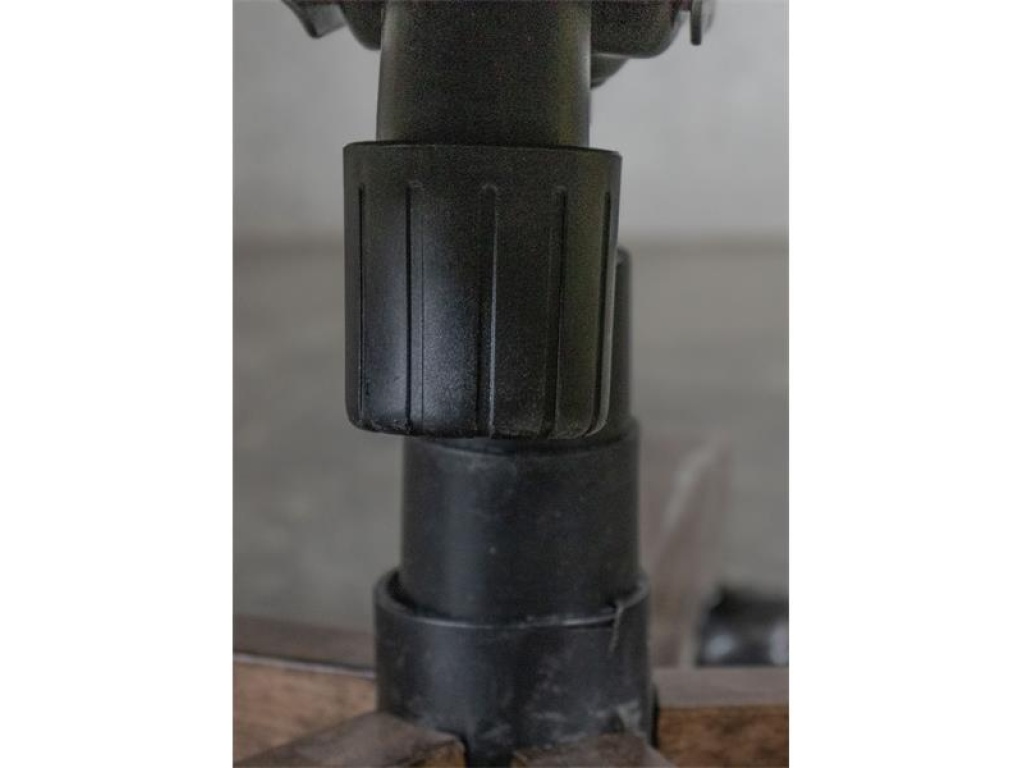 Desk Chair - image 7